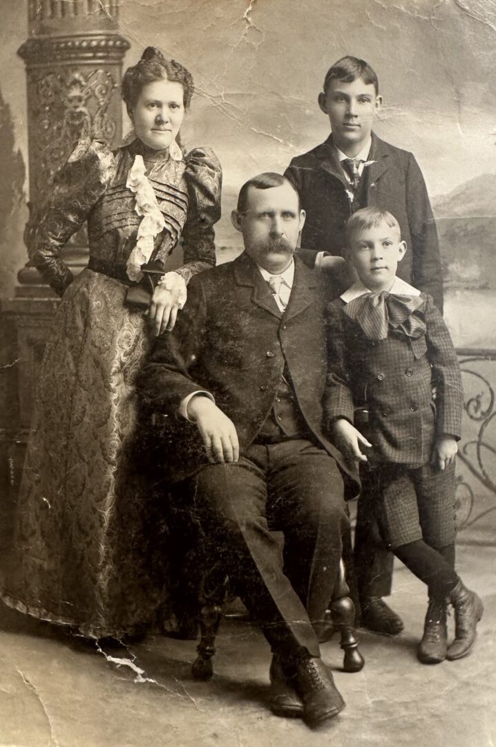 Maggie, John, Orville and Frank Babcock Maggie, John, Orville and Frank Babcock