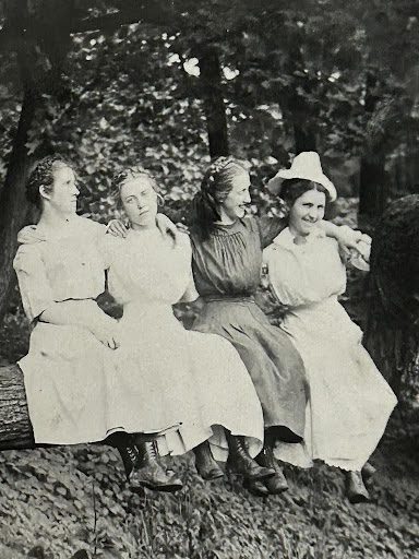 Having a good time with friends. Edith is on far the right.
