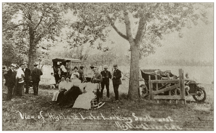 Screenshot 2025-04-02 102105 A mother, two sons and dog take a boat ride along Highlandlake in 1918.