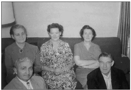 Screenshot 2025-04-04 142749 Edith, Katherine (Orville’s half-sister), Grace and Sammy Knoll, Orville